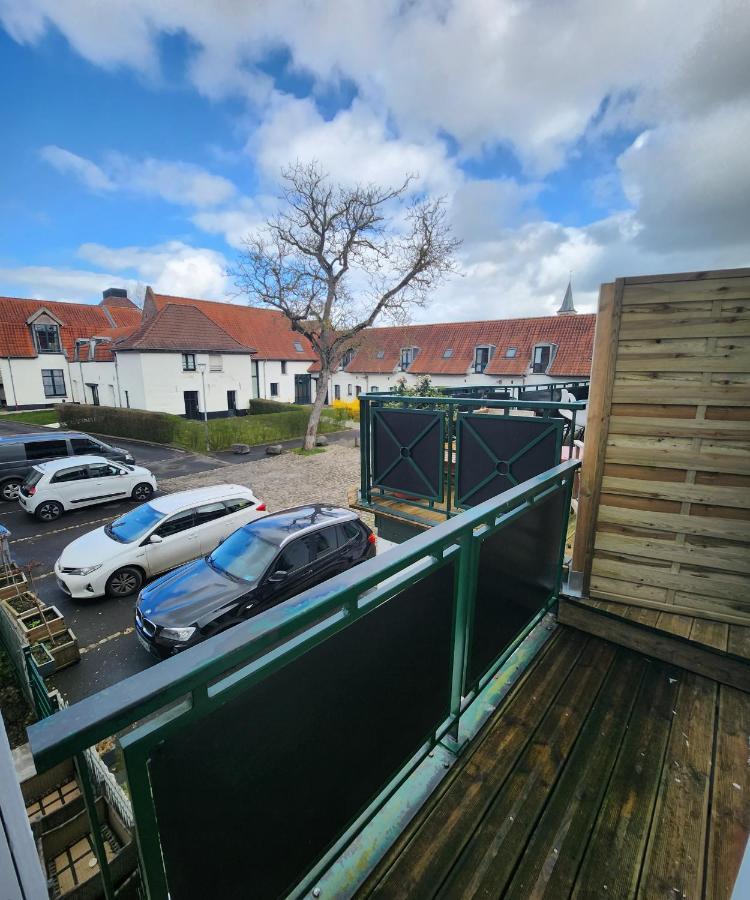 Duplex Cosy Life Balneo Apartment Cysoing Bagian luar foto